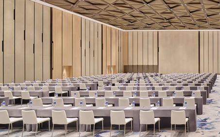 Shanghai Lingang Center